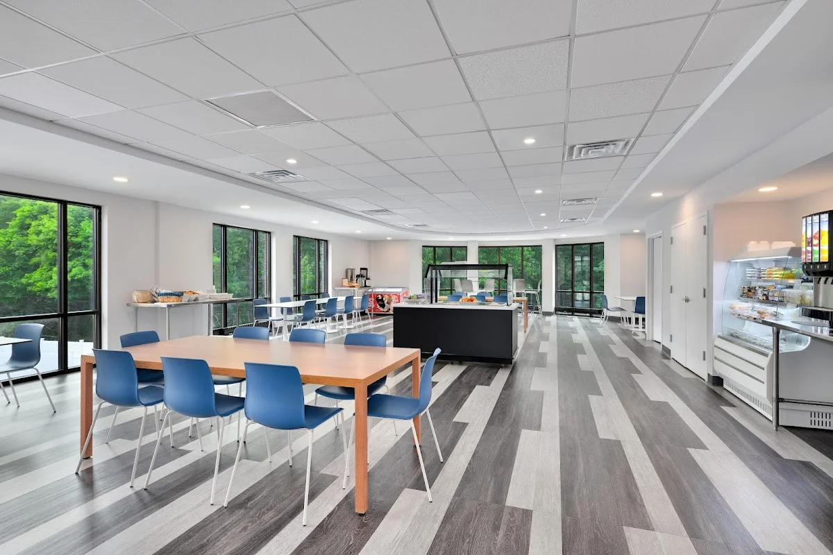 Bedrock Recovery Center - Photo 5