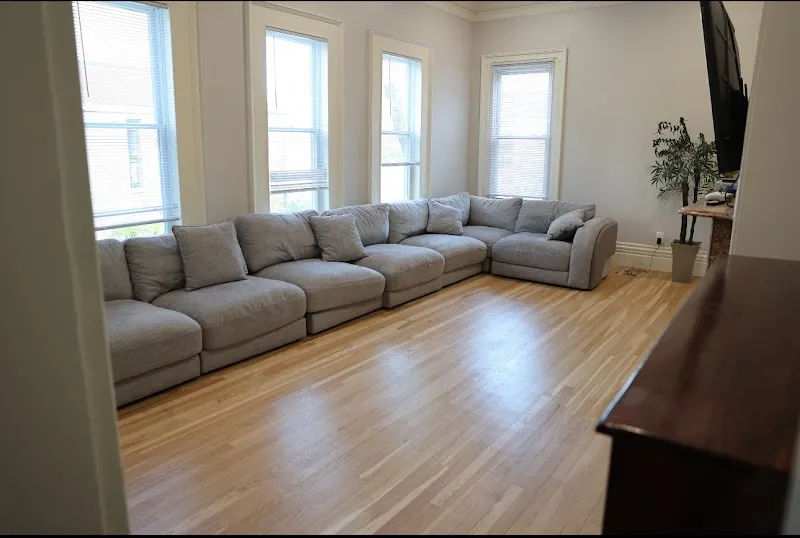 Patty's Sanctuary Sober Living - Photo 3
