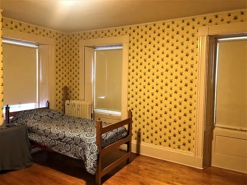 Miracles of Dignity - Elm Women's Sober House: Vanderburgh Sober Living - Photo 4