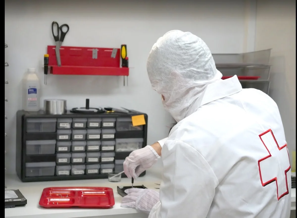 File Savers Data Recovery - Photo 5