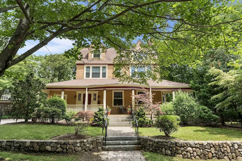 Monte Nido Laurel Hill